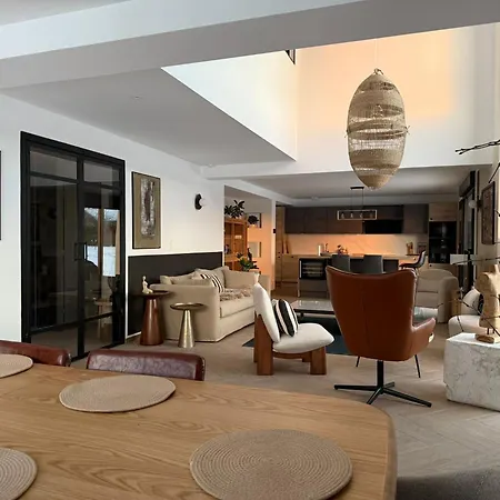 Villa Villa Familiale 12Pers - 5 Chambres - Jardin 2000M2 - 20Min Honfleur *